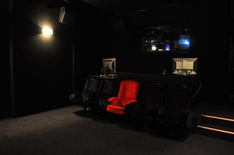 Salle de projection cinéma chez Ymagis à Paris