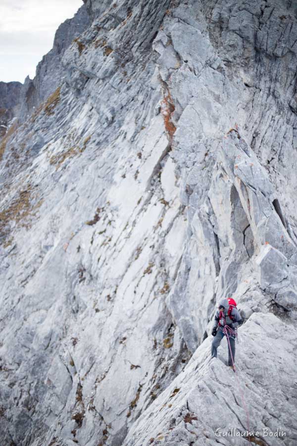 Matthieu Esnault sur l'arête de la Pointe des Verts