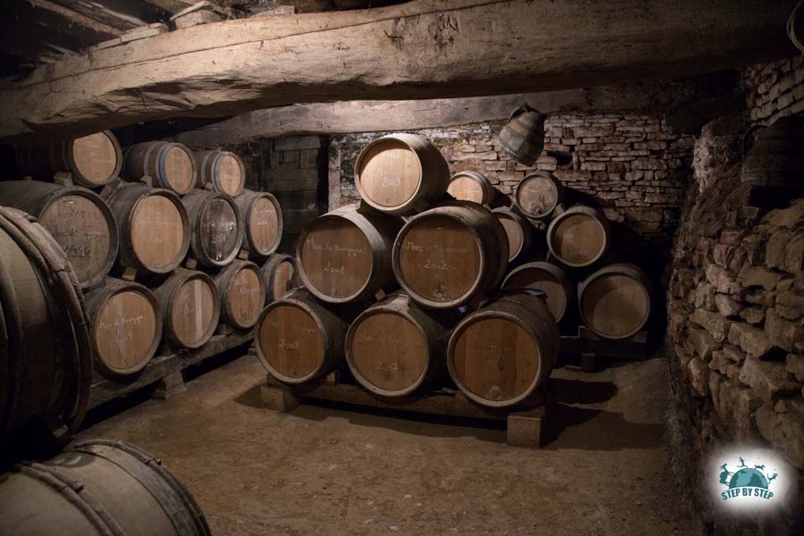 Cave à alcools du Clos des Vignes du Maynes